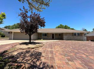 3320 Cheyenne Dr, Woodward, OK 73801