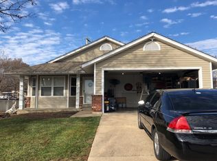 1098 Fawn Ridge Dr, O'Fallon, MO 63366