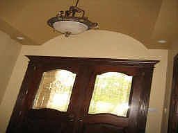 4th image of 15533 Crown Oaks Dr
