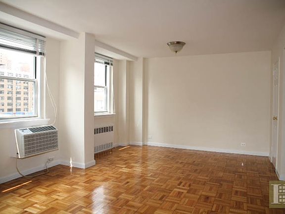 5th image of 222 E 19th St APT 9D
