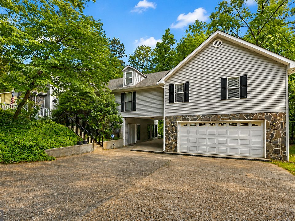 1st image of 371 Shorewood Cir