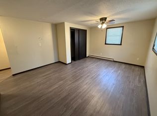 1510 11th Ave N APT 4, Fargo, ND 58102