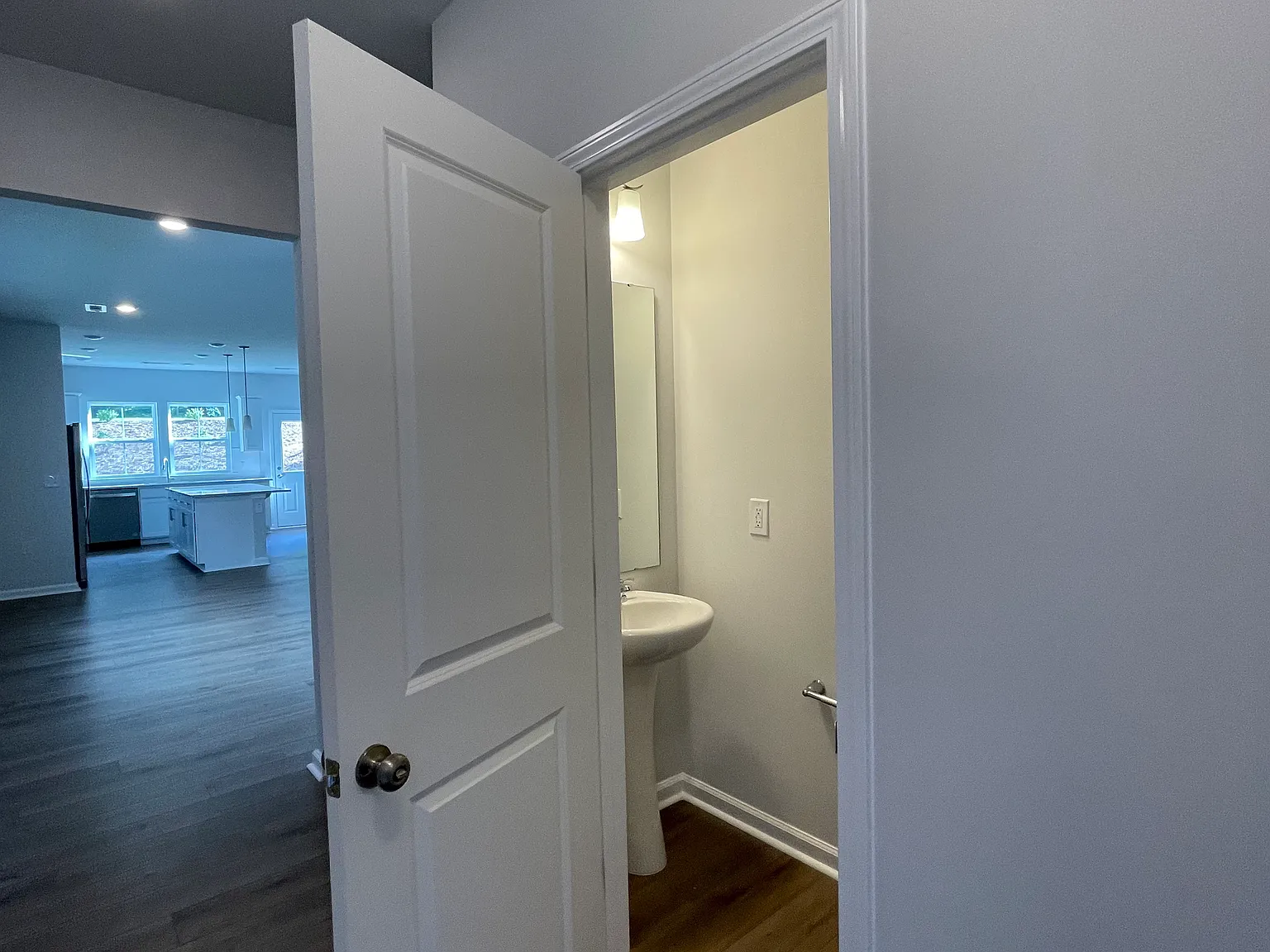 933 Falls Grove Trl — Photo 4