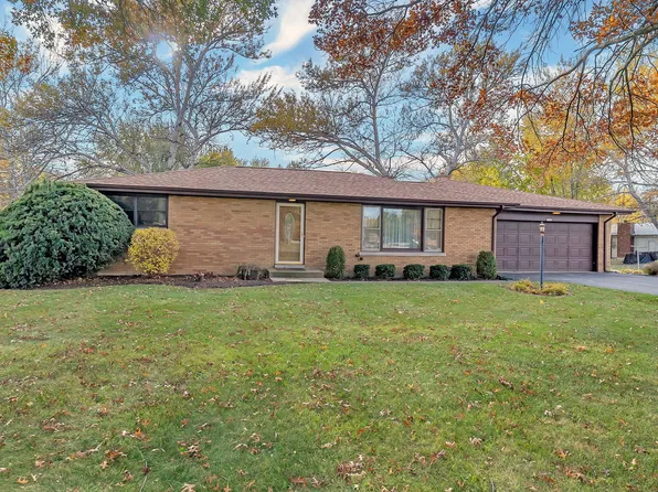 19 Willow Ln, Bristol, IL 60512