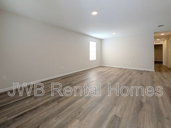 4th image of 8304 Osteen St