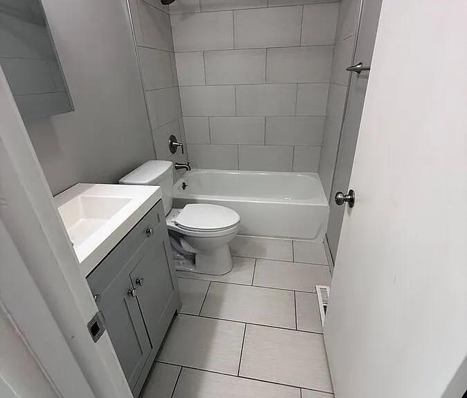 651 W Park Ave #D — Photo 14
