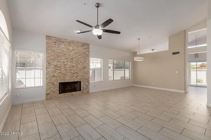 11838 E Carol Ave — Photo 5
