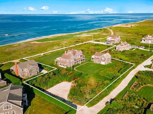 2 Marion Ave, Nantucket, MA 02554