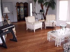 WOOD FLOORS