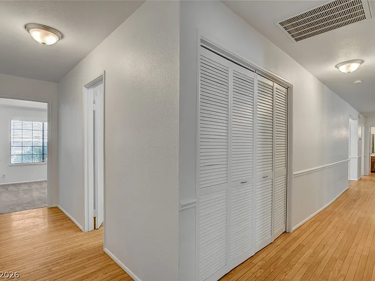 804 Glen Abbey Cir — Photo 32