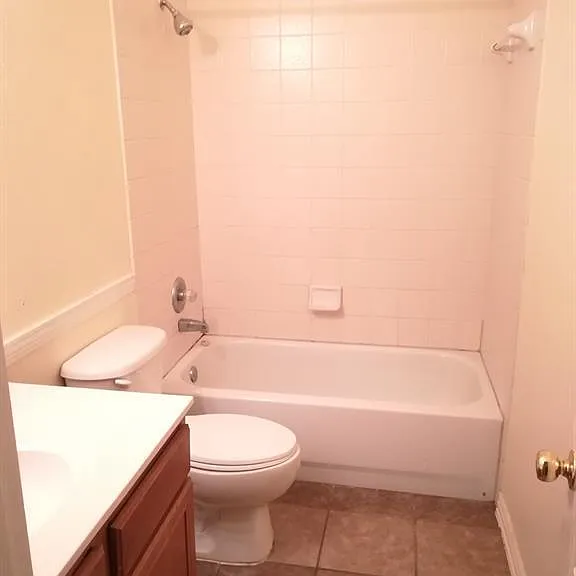 9323 Vernon Ct — Photo 7