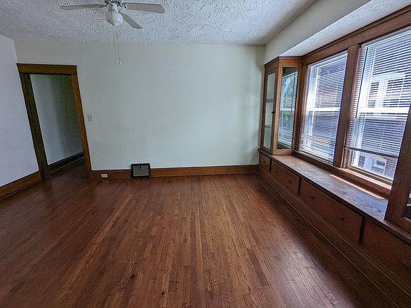 5th image of 1493 Coutant Ave Unit 4