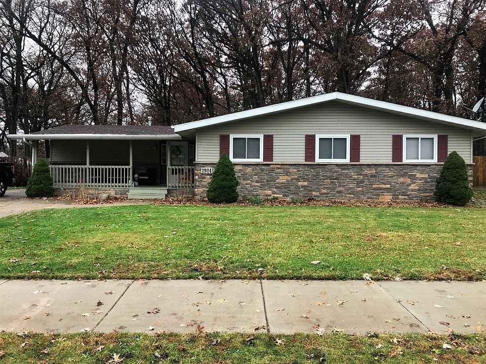 1st image of 2924 Elmwood St
