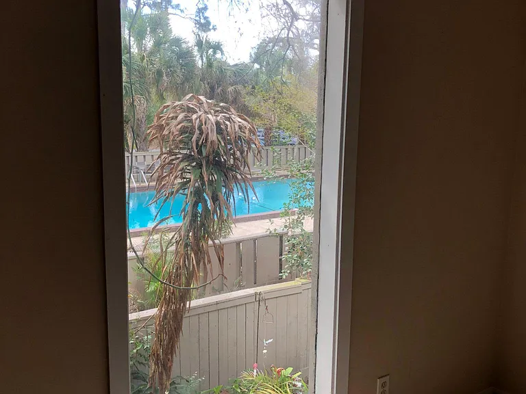 209 Crown Oaks Way — Photo 4
