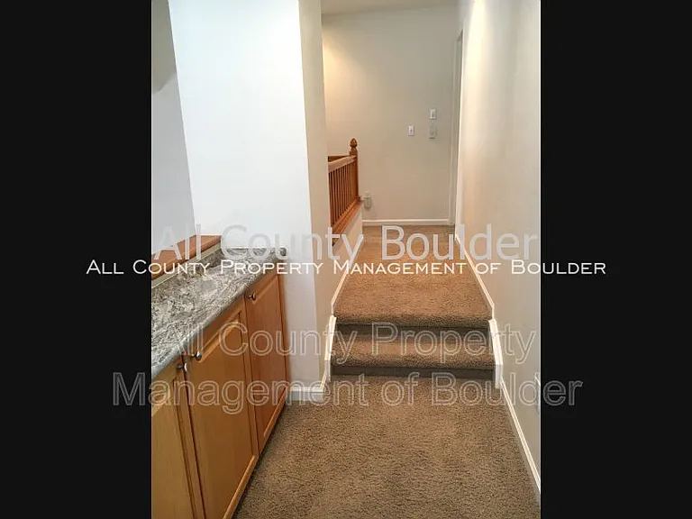 1452 Zinnia Cir — Photo 16