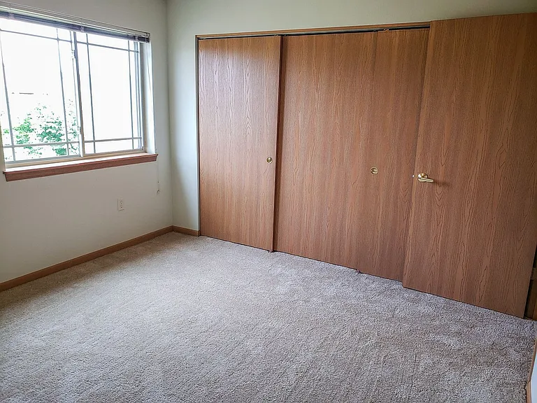 Prairie Crest Apartments — Photo 65