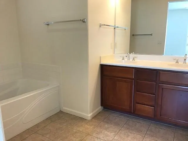 2195 Unbridled Ct — Photo 24