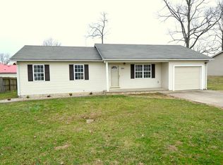 104 Waterford Ln, Glasgow, KY 42141