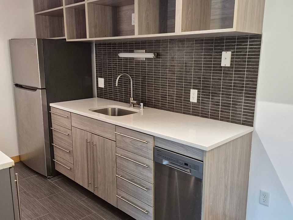 1st image of 3720 Minnehaha Ave S #15