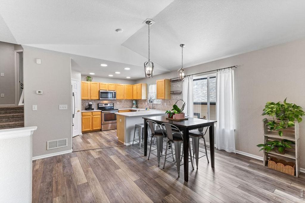 2515 Thoreau Dr