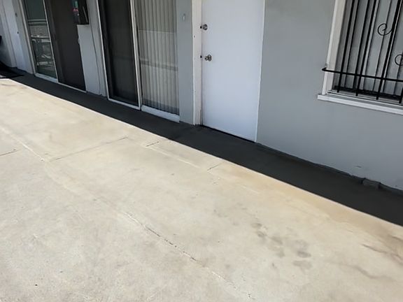 2nd image of 543 Landfair Ave #4