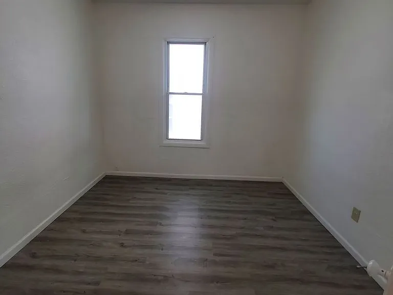 2508-2508A N 35th St. (Duplex) — Photo 6