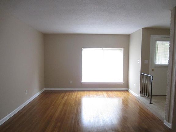 3rd image of 5021 Harrington Ave