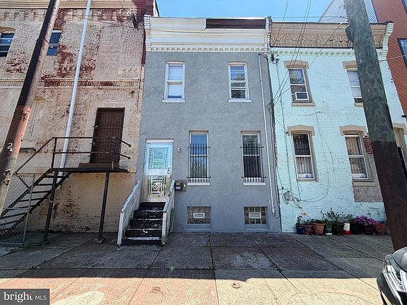 2nd image of 2213 N 11th St