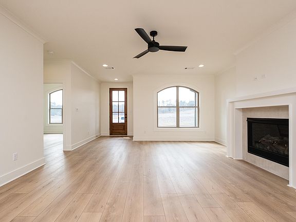 5th image of 22 Driftwood Ln