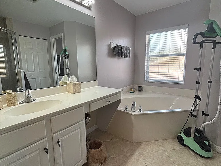 9450 Silver Pine Loop — Photo 24