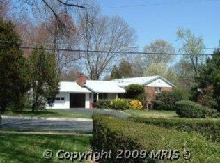 7500 Rocart Dr, Annandale, VA 22003