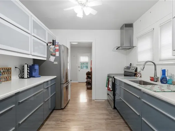 812 N Union St, Independence, MO 64050