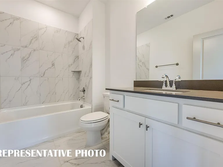 420 4th St — Photo 12