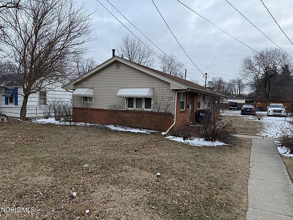 3rd image of 5536 Douglas Rd