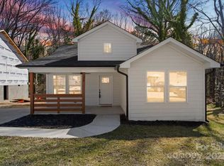 38 Magnolia St, York, SC 29745