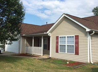 1923 Country Apple Ct, Fountain Inn, SC 29644