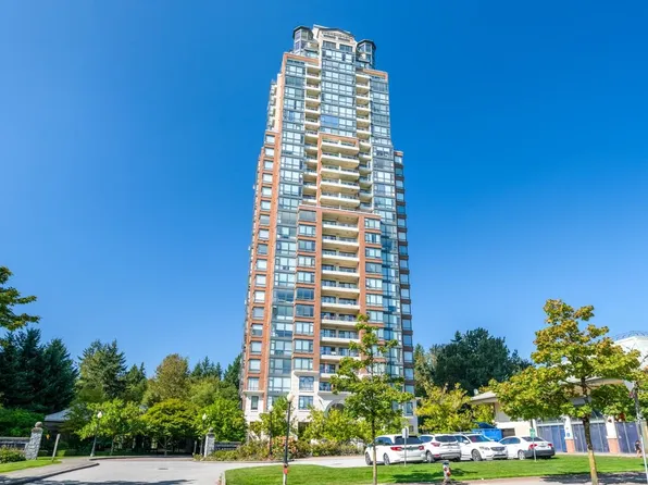 6837 Station Hill Dr #2305, Burnaby, BC V3N 5B7