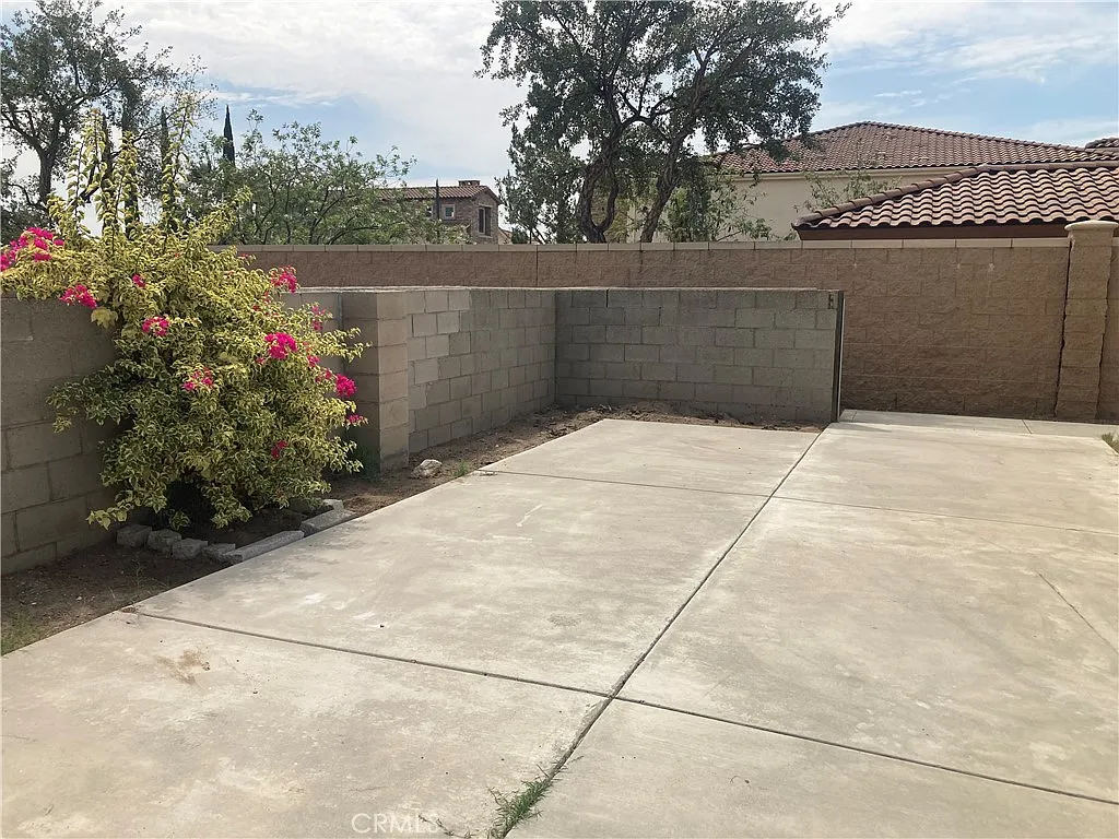 1 bed, 800 sqft, $1,800 — Photo 4