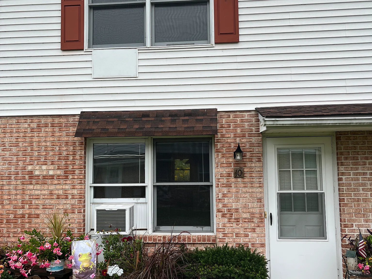 276 Landis Ln — Photo 1