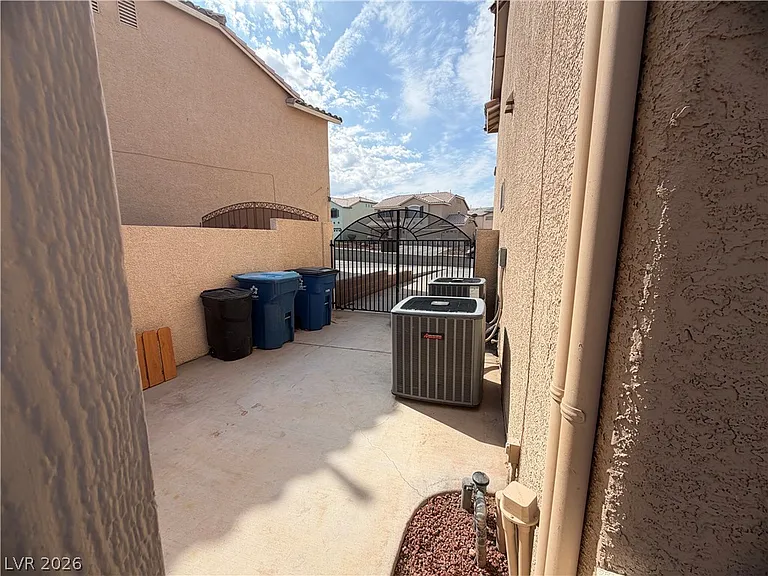 6564 Fieldmouse Ave — Photo 11