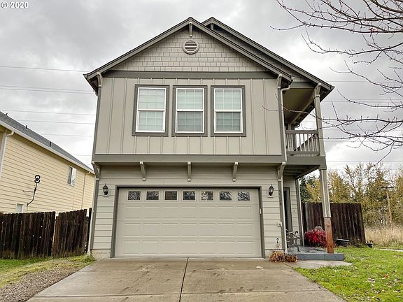 4th image of 5726 NE 64th St