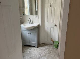 30-32 Goddard St #2, Providence, RI 02908