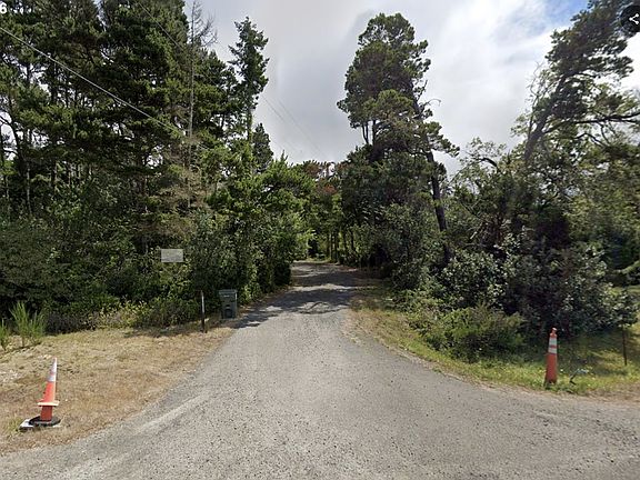 4th image of 88029 Highway 101