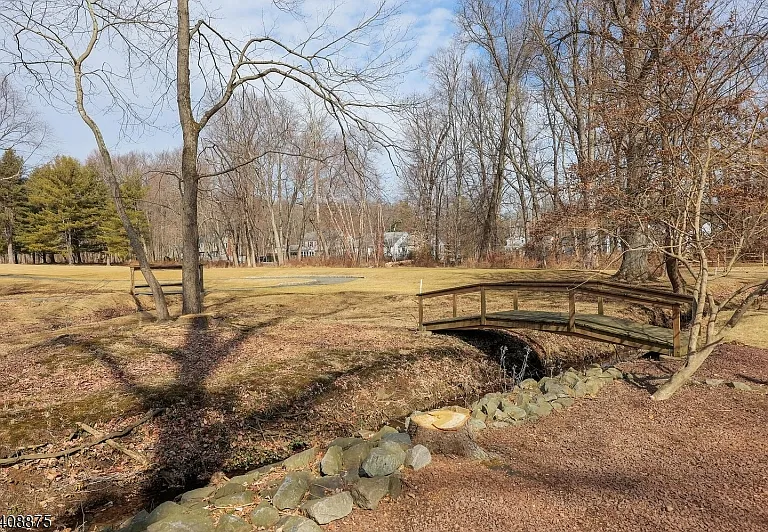 49 Overlook Rd — Photo 24