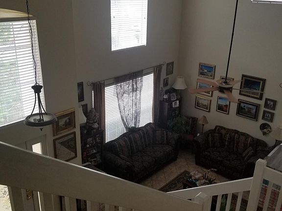 5th image of 8263 Abbeyfield Dr