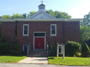 2647 Brookview Rd, Castleton On Hudson, NY 12033