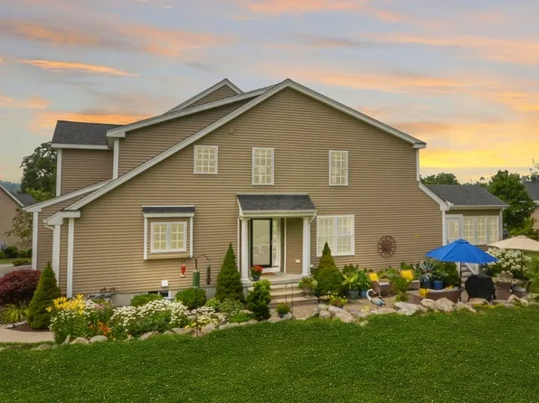 39 Luka Dr #39, Grafton, MA 01519