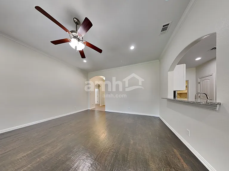 322 Creekside Way — Photo 8