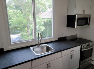 232 3rd St APT 2, Troy, NY 12180
