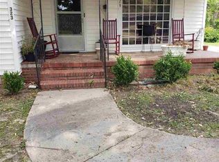 323 5th St, Tennille, GA 31089